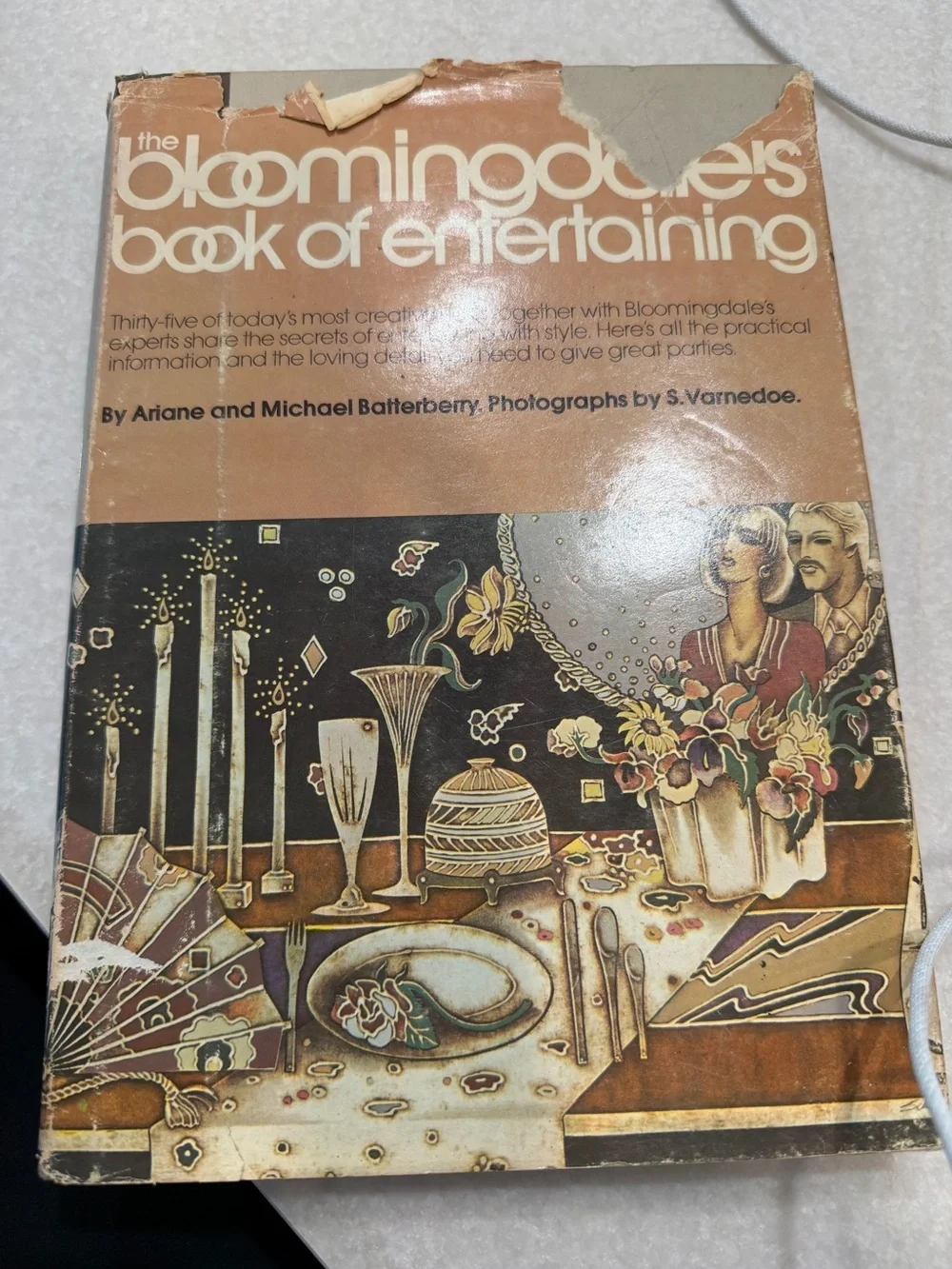 Vintage Bloomingdale's Book of Entertaining - Black & White